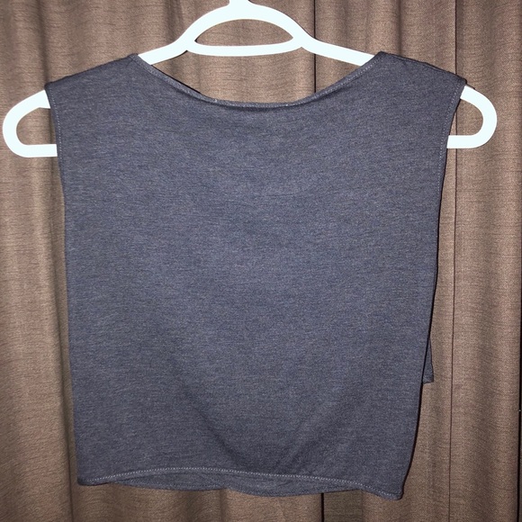 NWT BCBG Cropped top - Picture 2 of 3